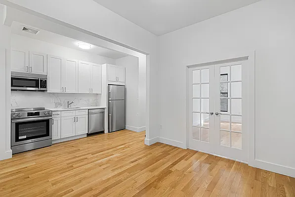 Rented by Keller Williams NYC | media 9