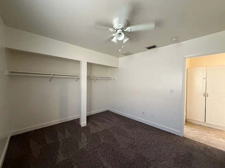 424 Oakmont Dr — Photo 47