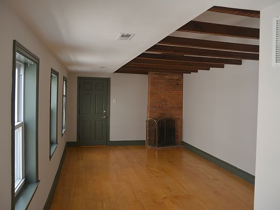 3rd image of 511 S Regester St