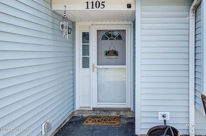 4th image of 1105 Spearhead Drive