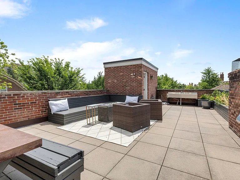 1785 Dupont Ave S #UPPER — Photo 44