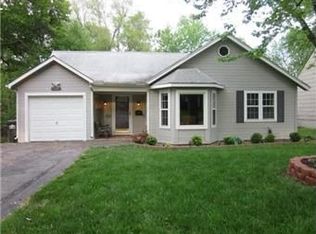 5421 Reeds Rd, Mission, KS 66202