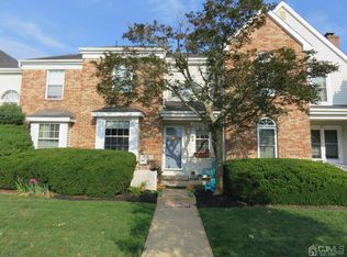 59 Crickhollow Ct, Hillsborough, NJ 08844