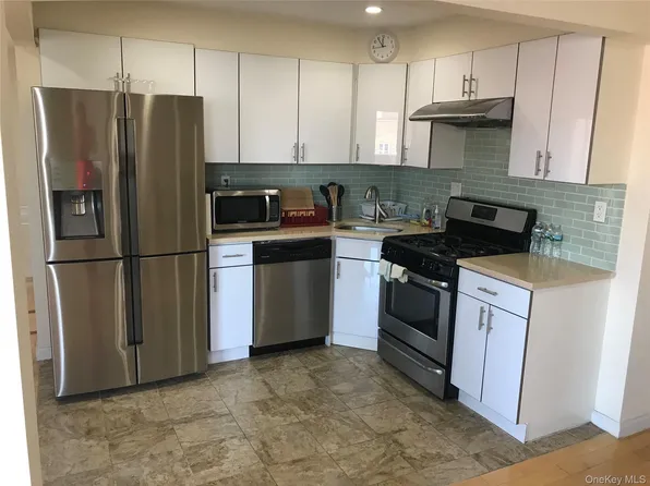 14328 41st Avenue #7B, Flushing, NY 11355