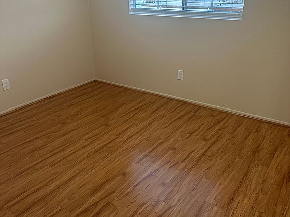 5th image of 1148 San Rafael Ave #8