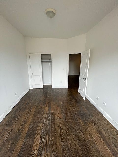 1st image of 30-59 Crescent St #4