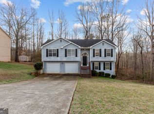 5360 Red Field Way, Flowery Branch, GA 30542