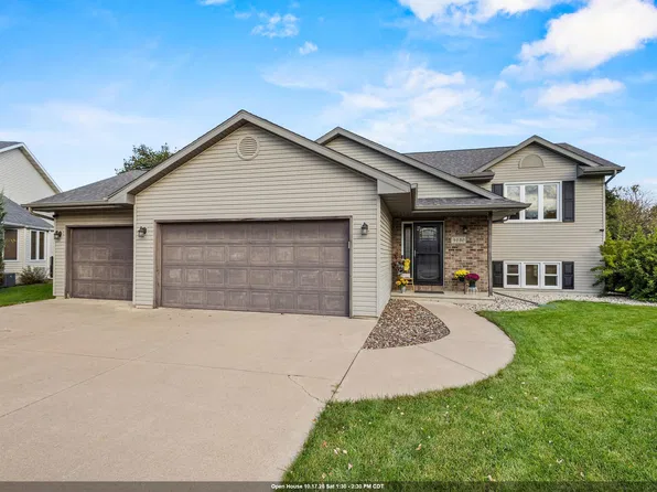 4030 Prairie Ln, Oshkosh, WI 54901