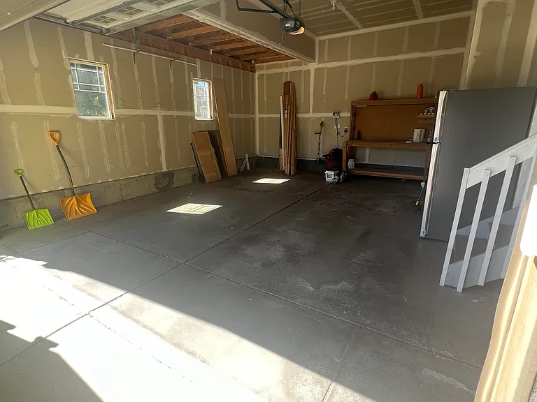 2200 Winding Dr #2 — Photo 19