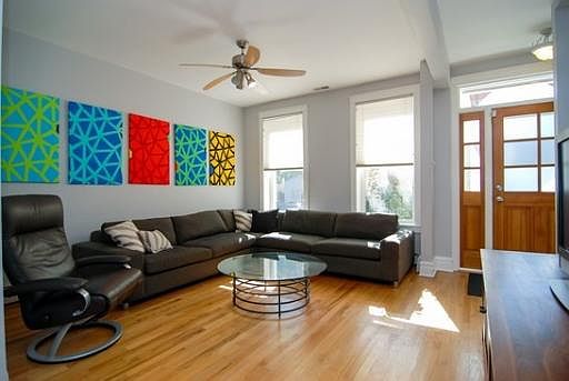 2nd image of 1746 W Newport Ave