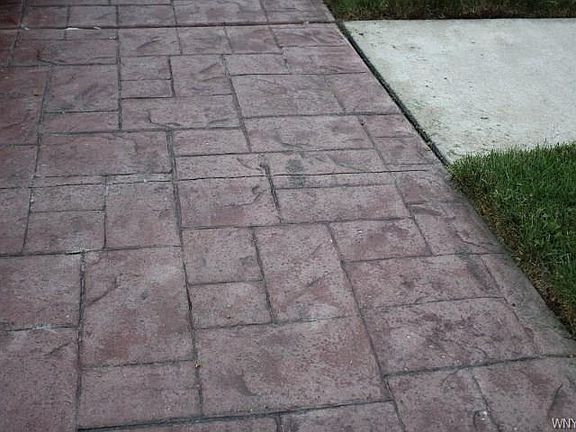 2nd image of 76 Castlewood Dr