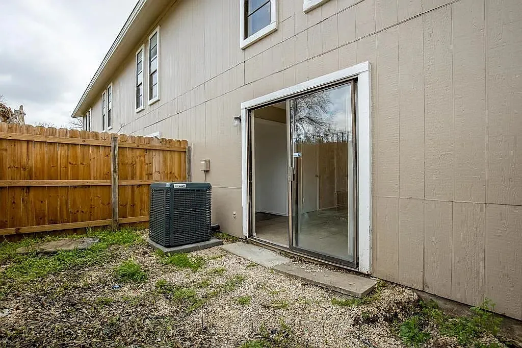 $1,299 - 2 Bedroom 1 Bathroom Apartment In San Antonio With Great Amenities — Photo 4