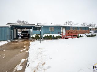 1621 SW Clearview Ln, Topeka, KS 66619