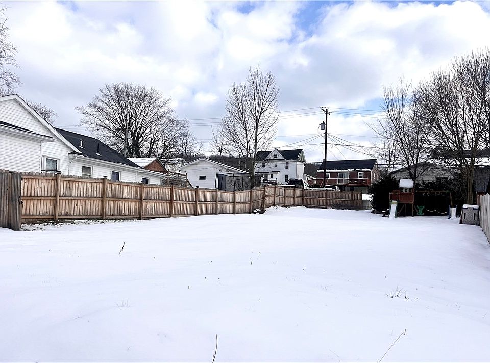2nd image of 705 Purdum St