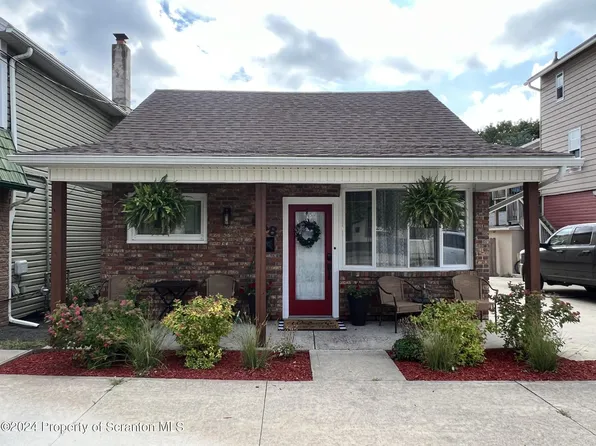 648 Washington Ave, Jermyn, PA 18433