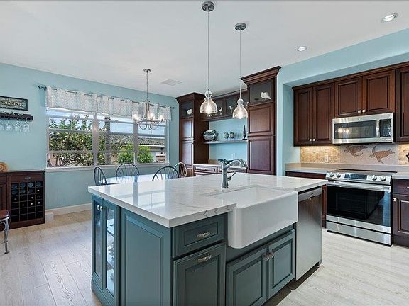 5th image of 70 Awela Cir Unit 2601