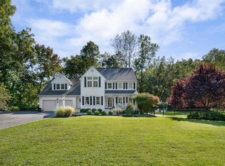 48 Southdown Rd, Huntington, NY 11743