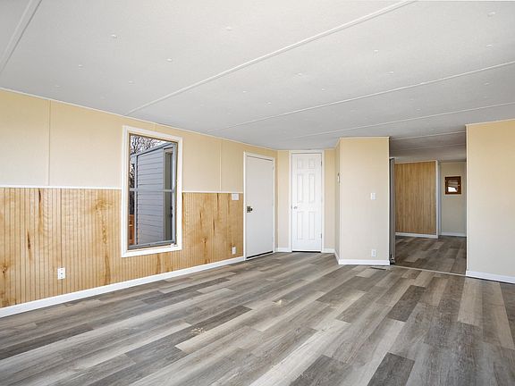 3rd image of 406 31st Ave SE #43