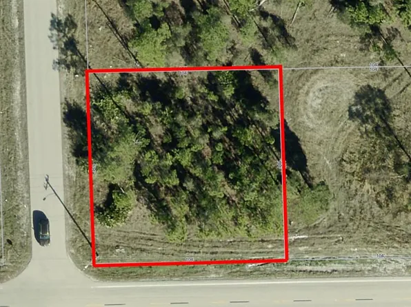 2101 E 10TH STREET, LEHIGH ACRES, FL 33936