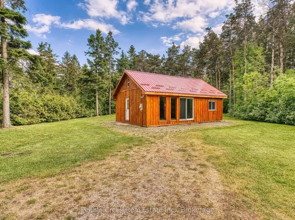 33811 Pine Ct, Ashfield Colborne Wawanosh, ON N7A 3X9