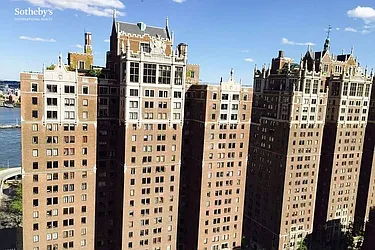 Rented by Sotheby's International Realty