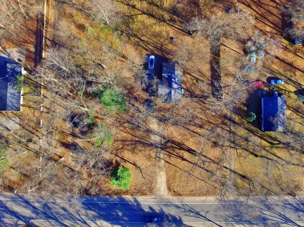 2048 S Mill Iron Rd, Muskegon, MI 49442