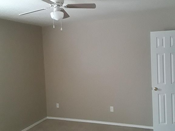 2nd image of 2805 Leroy Cir APT B