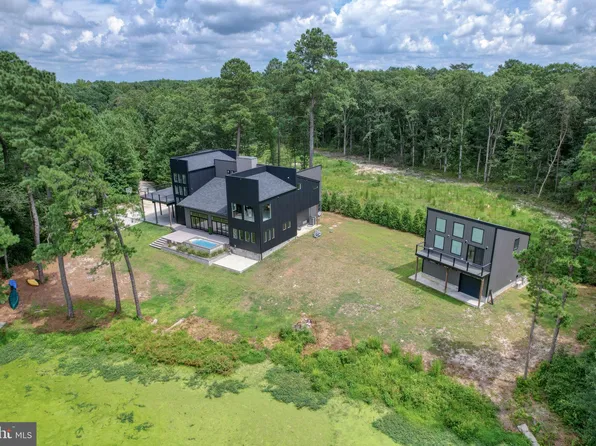 14308 Brandy Ln, Georgetown, DE 19947