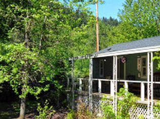 154 Bloom Rd, Wolf Creek, OR 97497