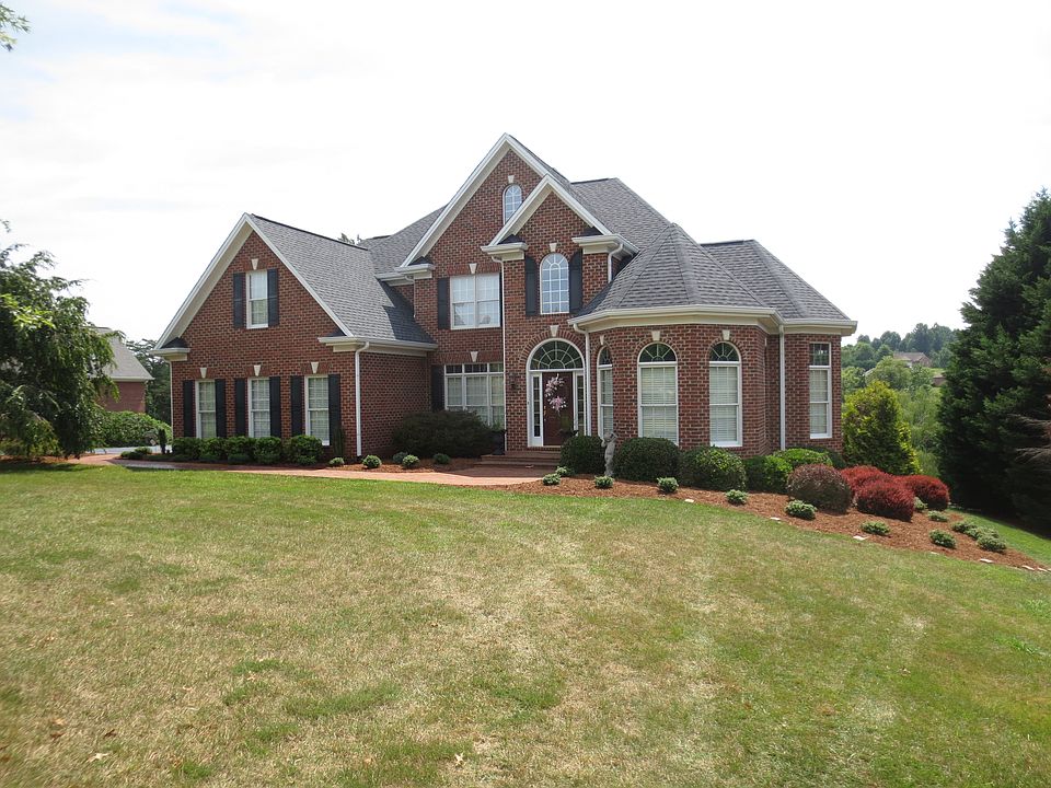 1st image of 231 Saint Johns Cir