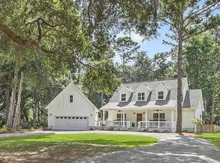 866 Blackbear Dr, Edisto Island, SC 29438
