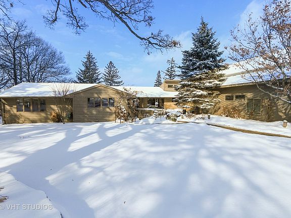 2nd image of 39104 N Cedar Crest Dr