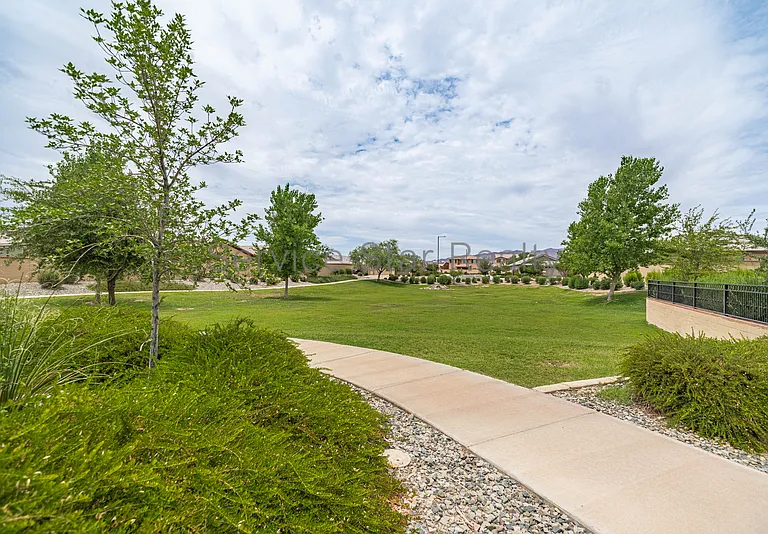 18763 W Rancho Dr — Photo 22