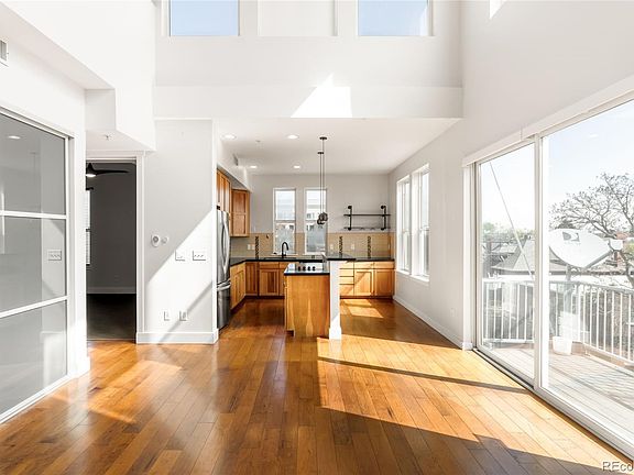 4th image of 1738 N Franklin Street #4D