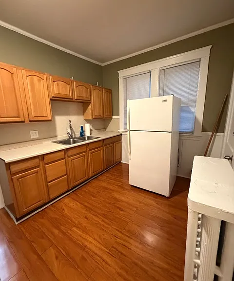 466 Locust St #2 — Photo 15