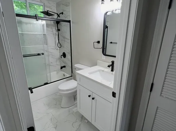 53 Crescent St, Shrewsbury, MA 01545