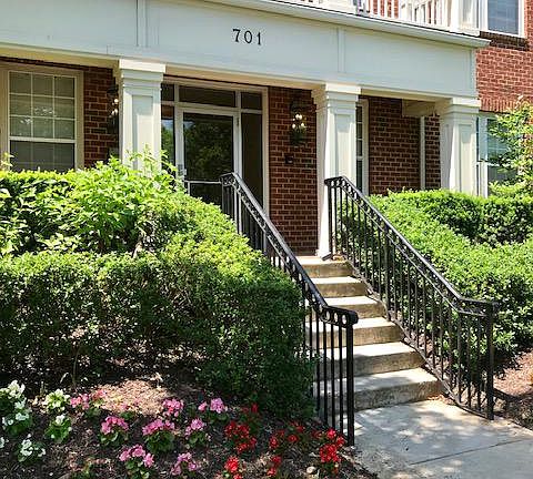 2nd image of 701 Fallsgrove Dr APT 106