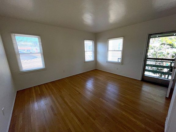 4th image of 387 Mira Mar Ave APT C