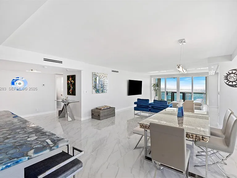 2100 S Ocean Ln #502 — Photo 9