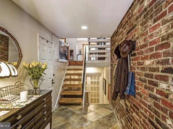 511 Catharine St, Philadelphia, PA 19147