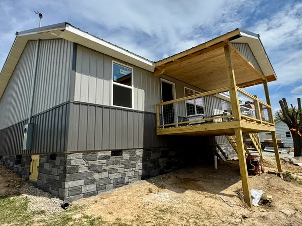 573 S Cecil St, Newport, TN 37821