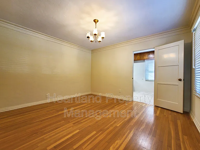 3773 Wellborn St — Photo 6