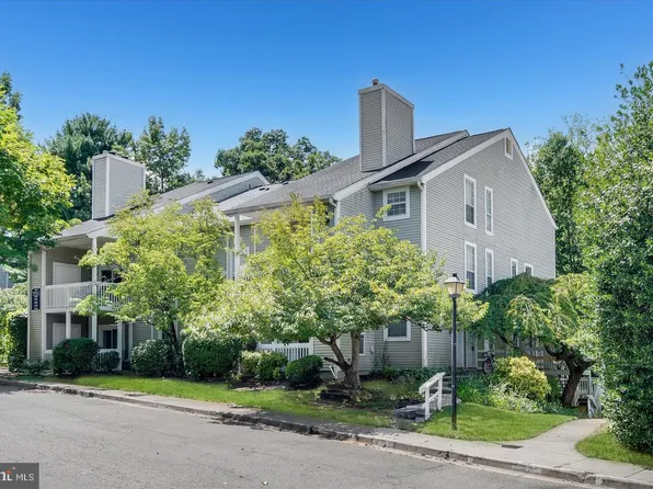 12098 Cardamom Dr #12098, Woodbridge, VA 22192