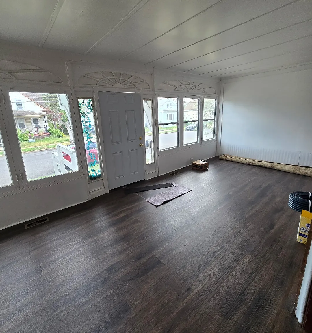 4 bed, 2060 sqft, $2,150 — Photo 2