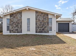 7604 NW 28th St, Bethany, OK 73008