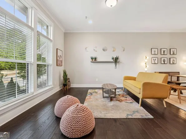 140 Fairview Cir, Roswell, GA 30076
