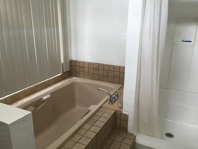 4014 E Hayhurst Ln — Photo 18
