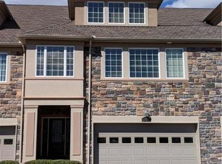 951 Greenhouse Rd, Bethlehem, PA 18017