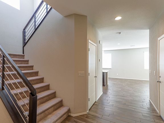 2nd image of 39 Heathrow Lake Ave
