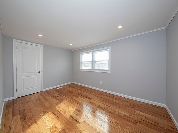 5th image of 322 Perkins Ave Floor 2
